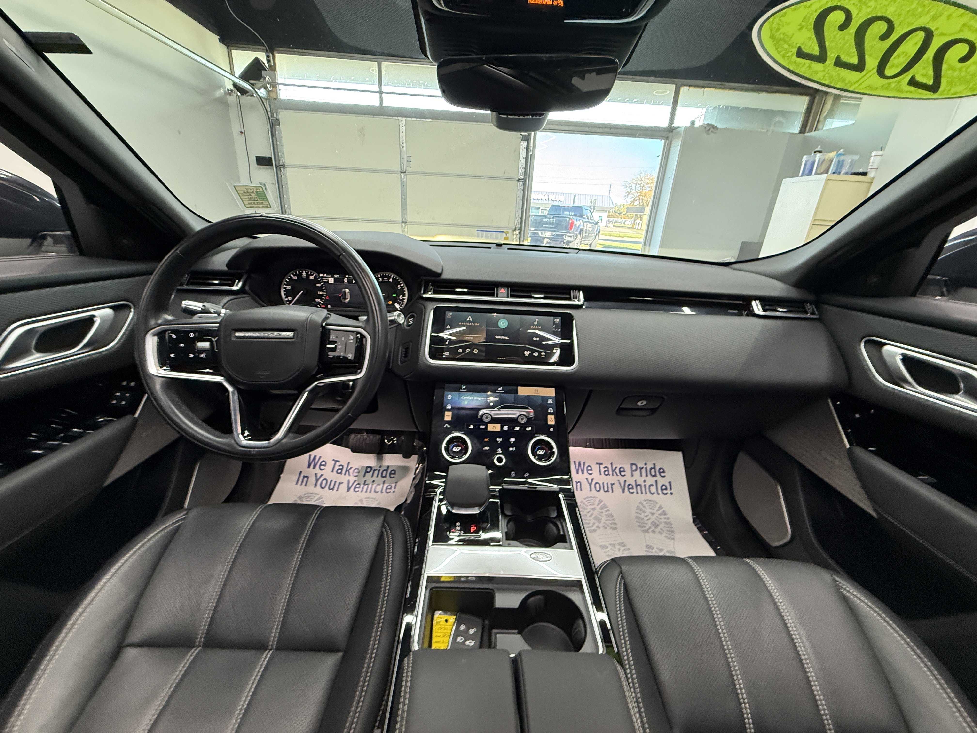 Used 2022 Land Rover Range Rover Velar S AWD/4WD image 12