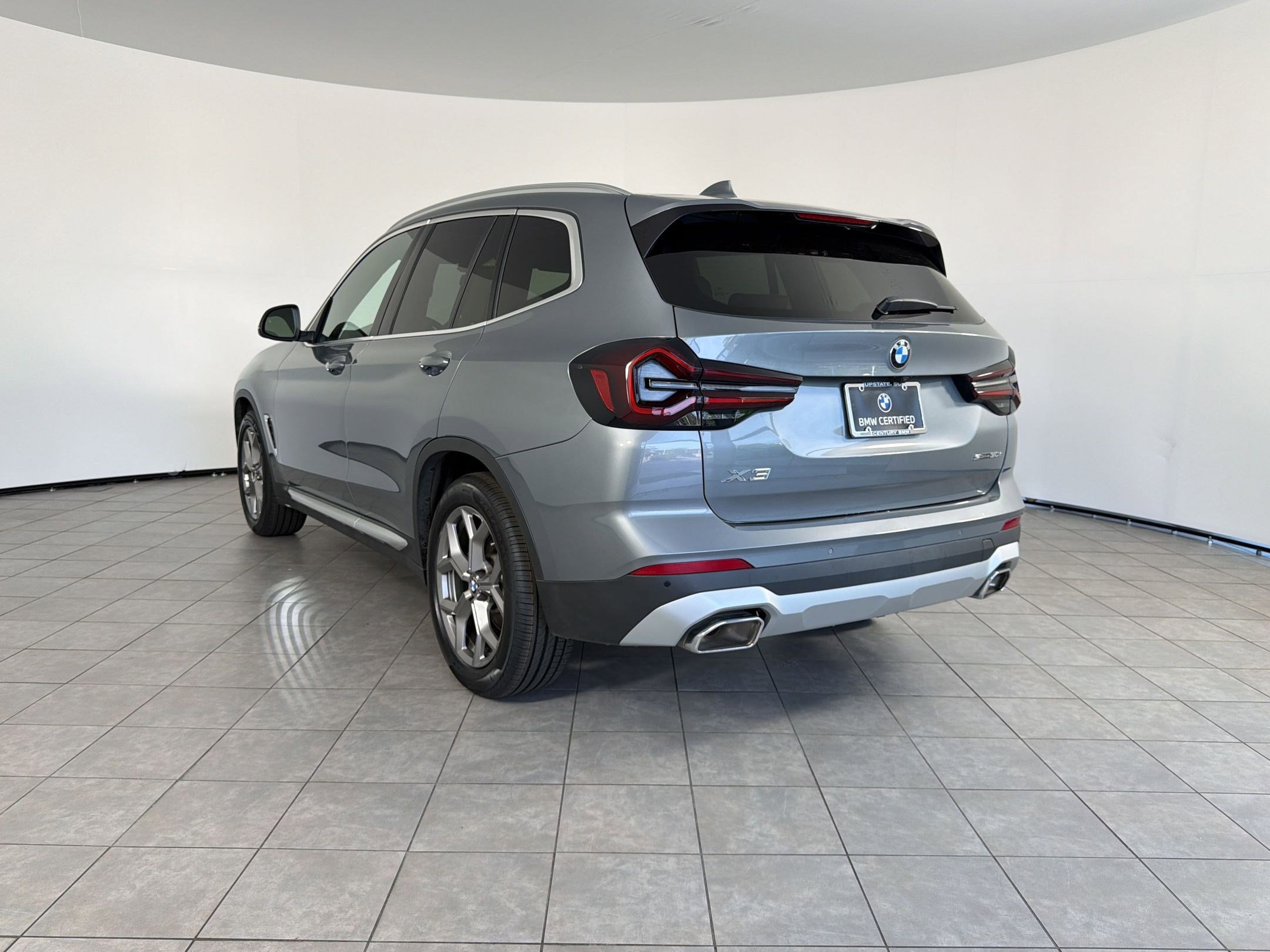 Certified 2023 BMW X3 sDrive30i w/ Convenience Package image 3