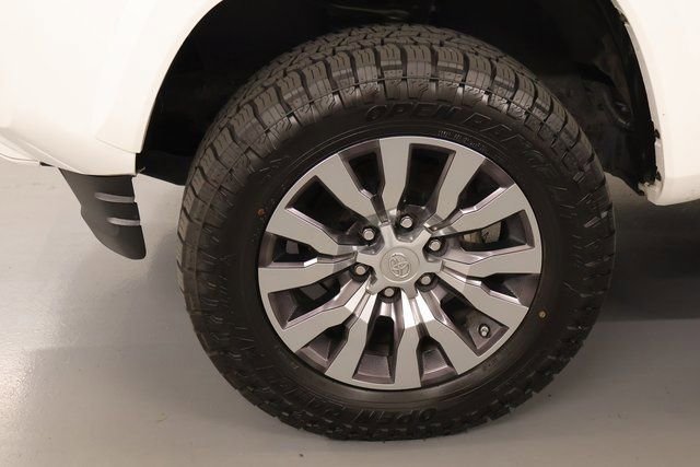 Certified 2020 Toyota Tacoma Limited image 8