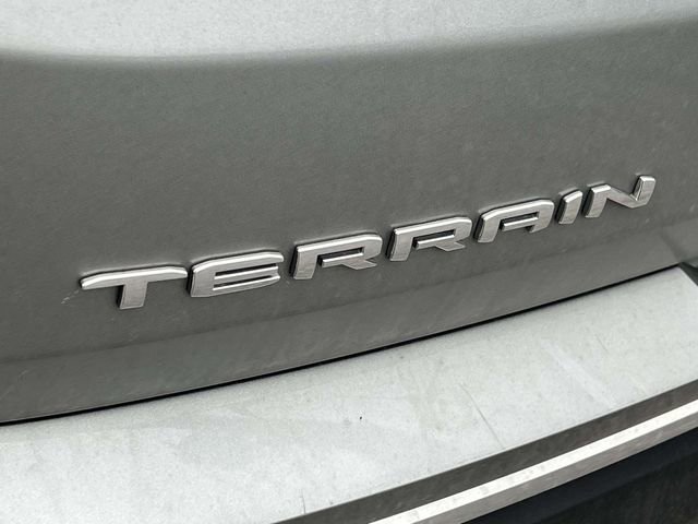 Used 2024 GMC Terrain SLT w/ LPO, Floor Liner Package image 9