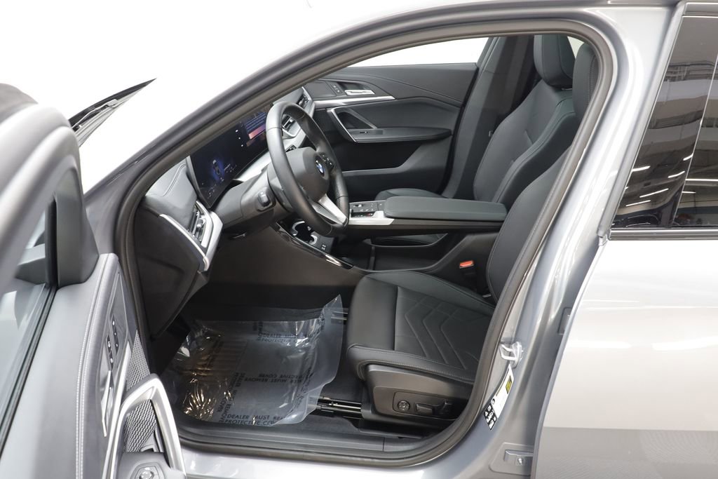 Certified 2026 BMW X2 xDrive28i image 6