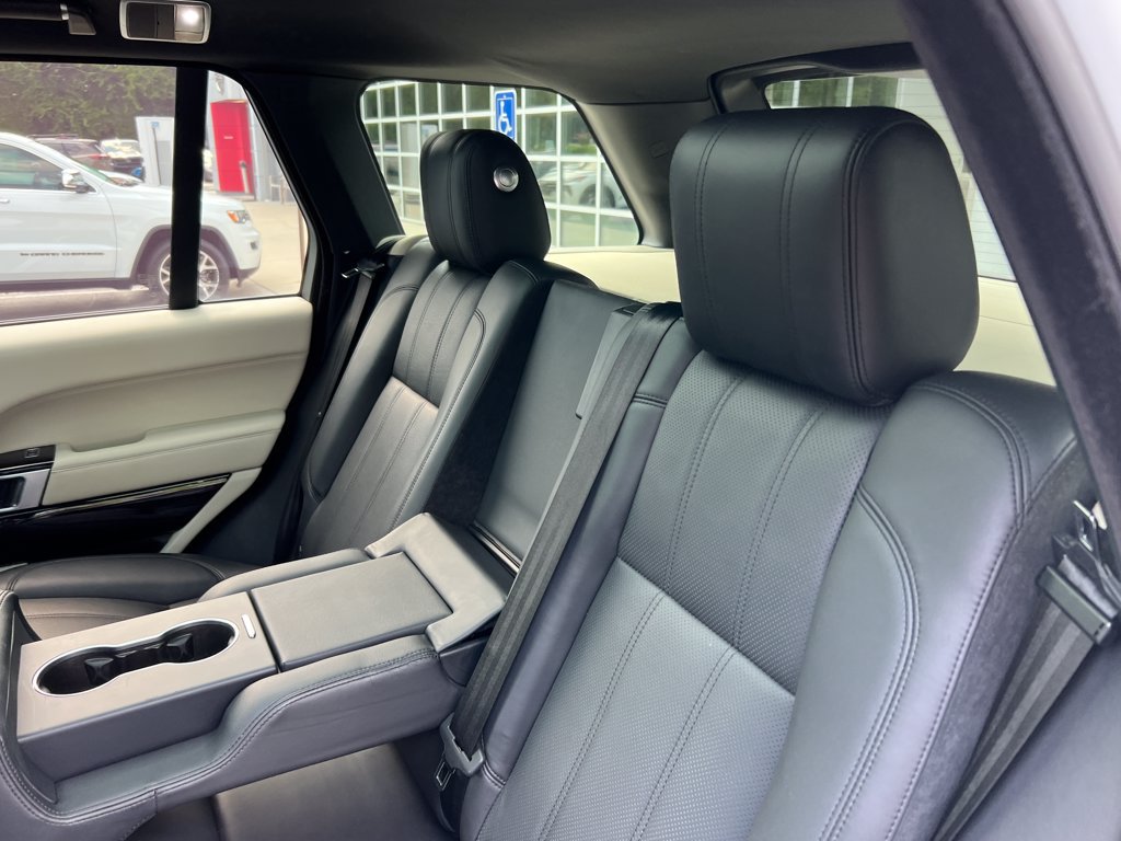 Used 2014 Land Rover Range Rover HSE AWD/4WD image 19