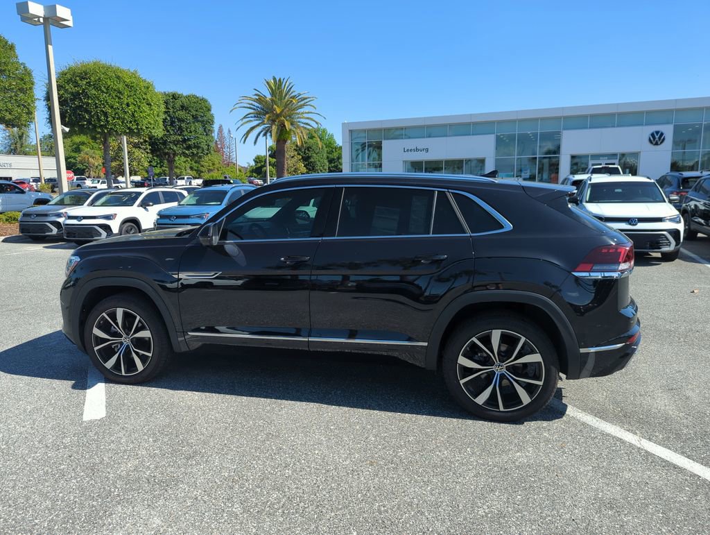 New 2025 Volkswagen Atlas Cross Sport SEL Premium R-Line image 10