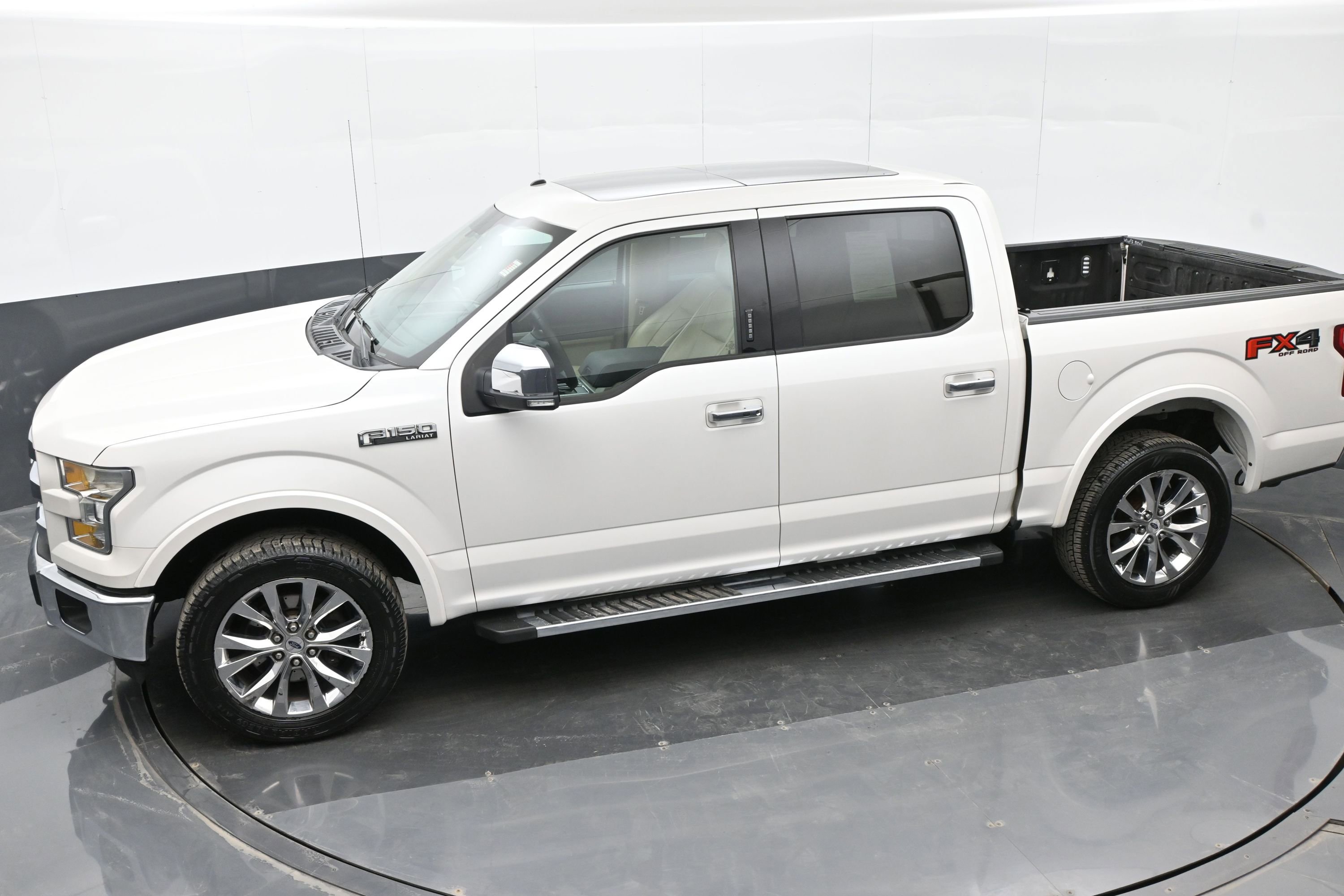 Used 2016 Ford F150 Lariat AWD/4WD image 33