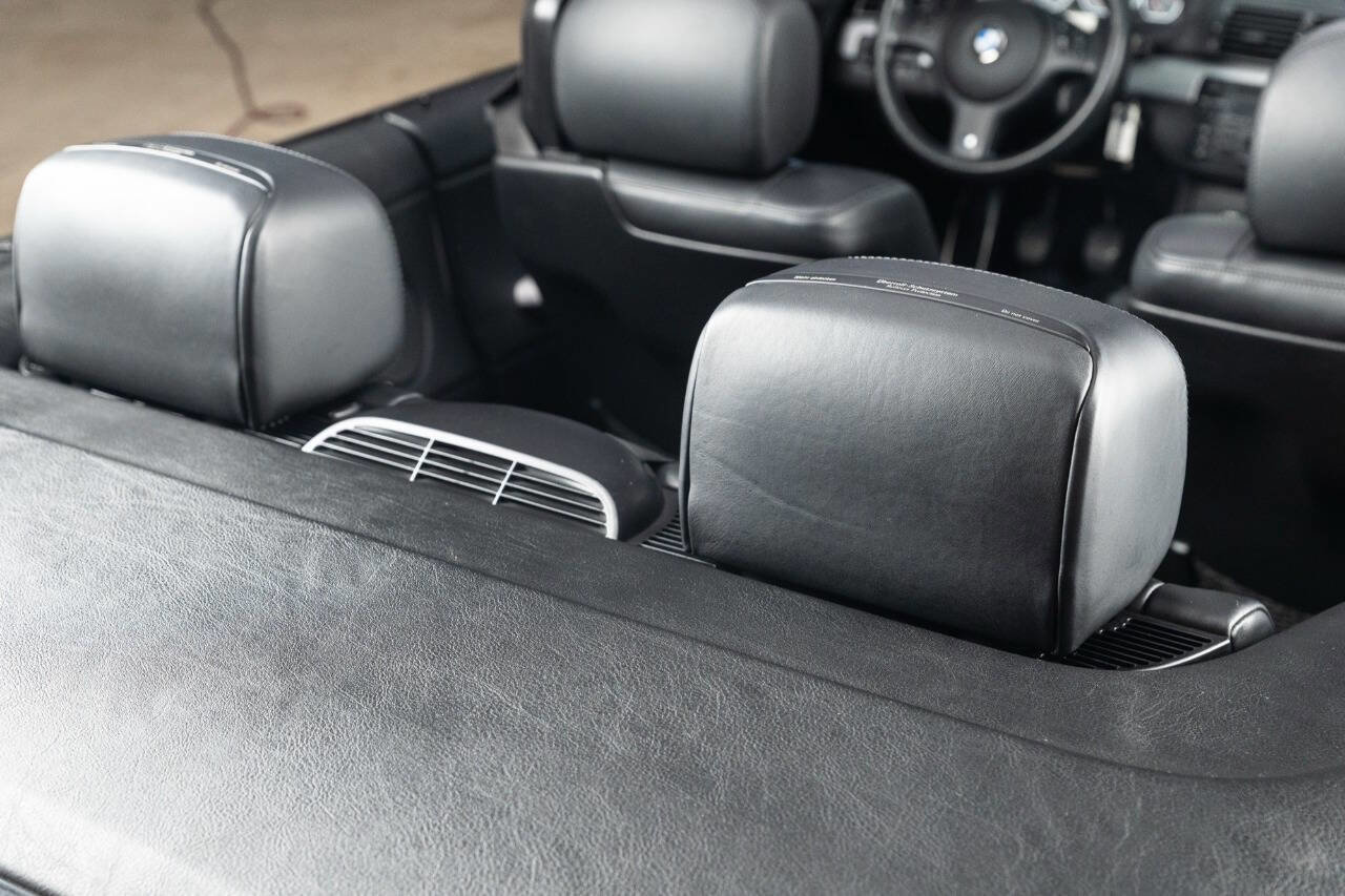 Used 2005 BMW M3 Convertible image 81