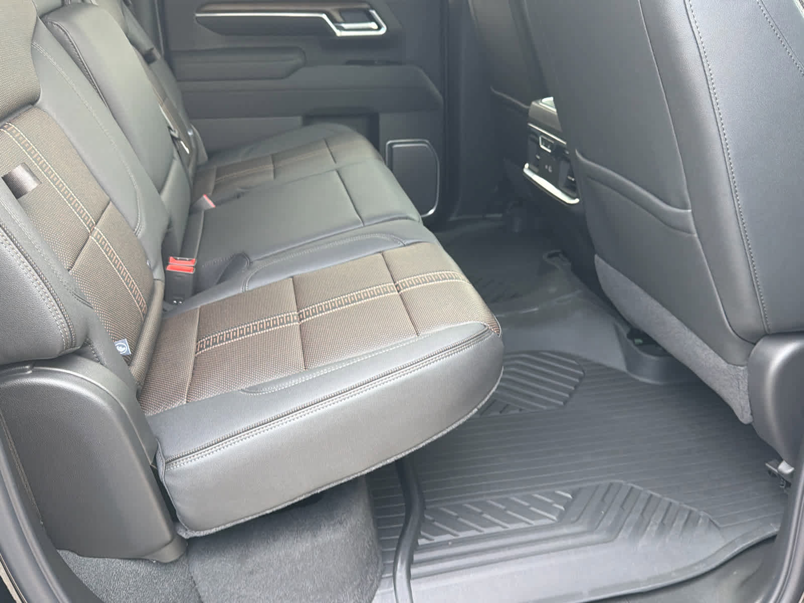 New 2026 Chevrolet Silverado 2500 High Country w/ High Country Premium Package image 24