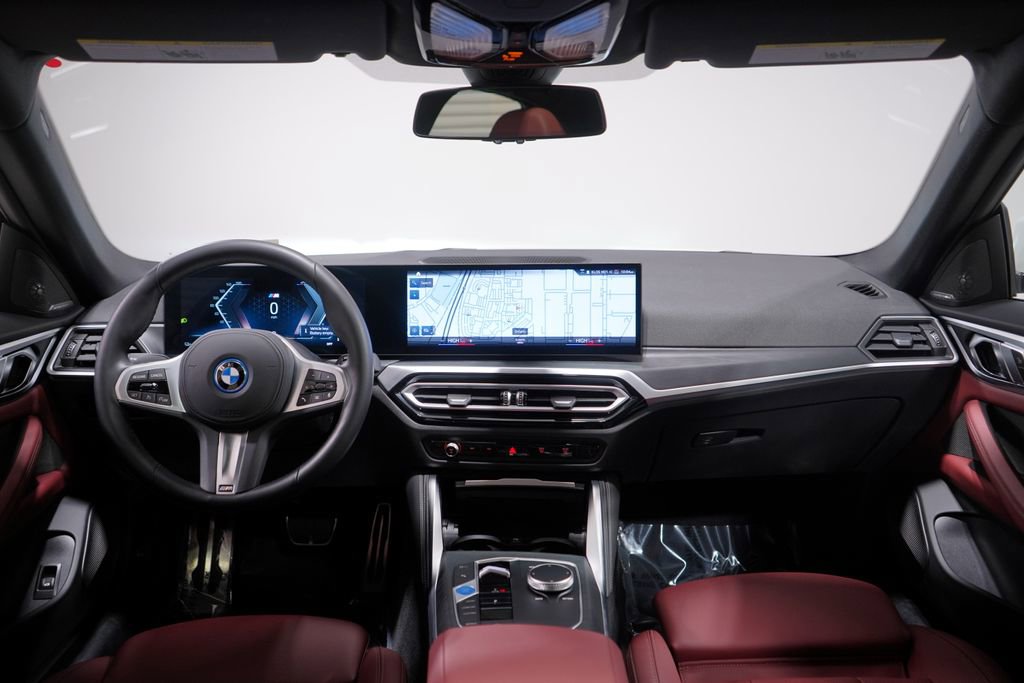 Used 2023 BMW i4 eDrive40 w/ M Sport Package image 10