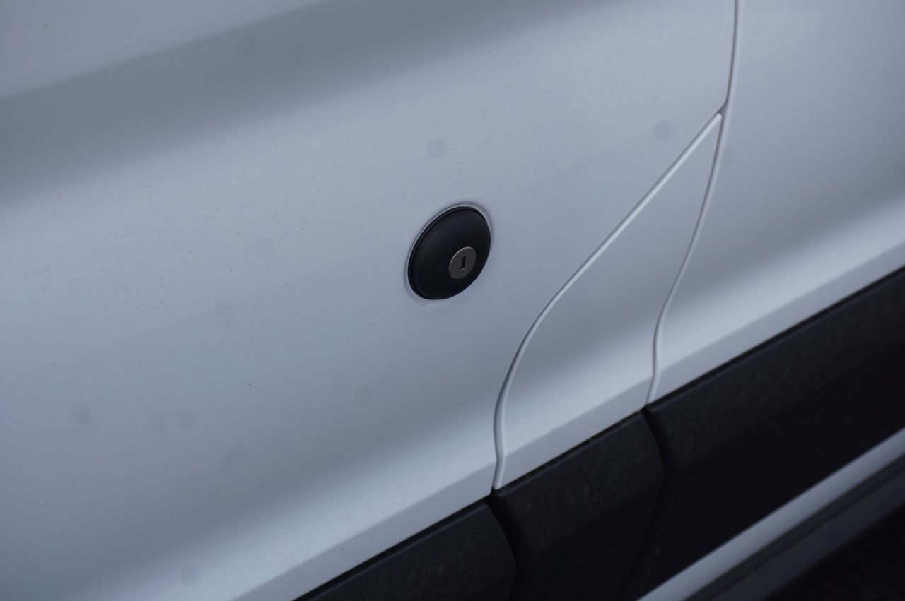 New 2025 Ford Transit 250 148 Medium Roof image 38