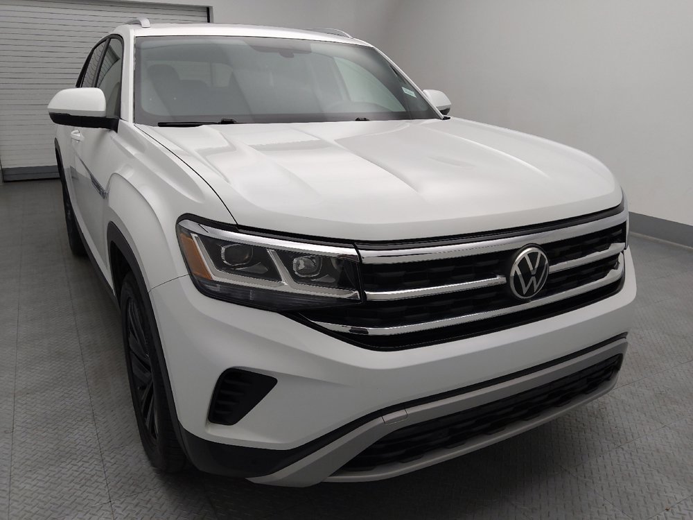 Used 2022 Volkswagen Atlas Cross Sport SE FWD image 14