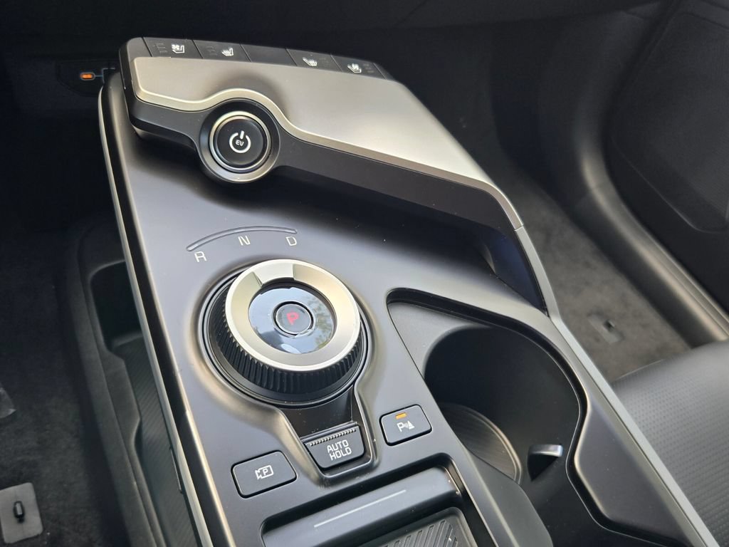 New 2026 Kia EV6 Wind RWD image 10