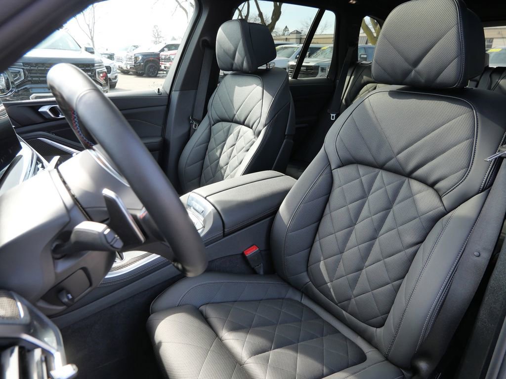 Used 2026 BMW X5 M60i AWD/4WD image 33