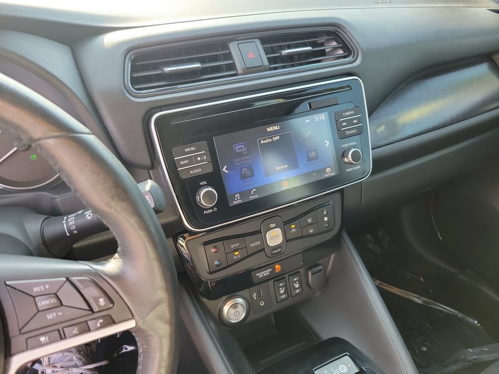 Used 2018 Nissan Leaf SV w/ SV All Weather Package FWD image 24