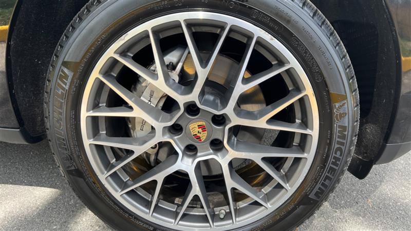 Used 2016 Porsche Macan S AWD/4WD image 30