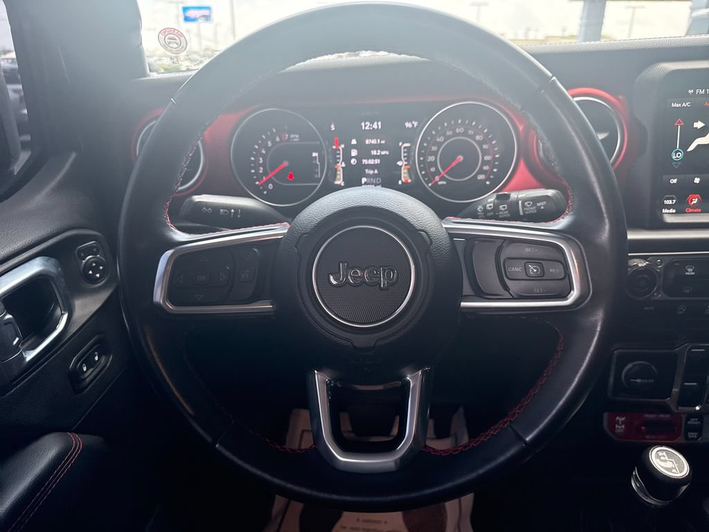 Used 2022 Jeep Wrangler Unlimited Rubicon AWD/4WD image 17