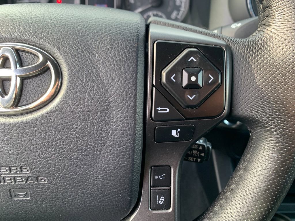 Used 2023 Toyota Tacoma TRD Off-Road image 27