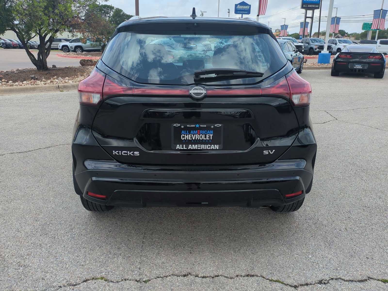 Used 2024 Nissan Kicks SV FWD image 7