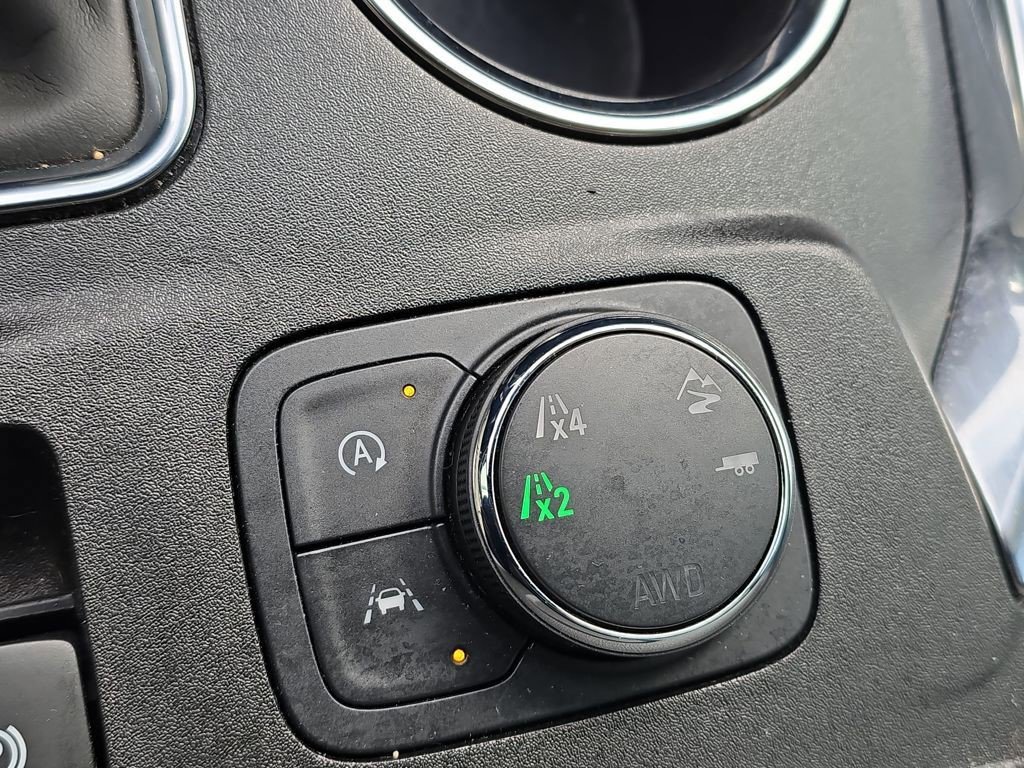 Certified 2023 Chevrolet Traverse RS w/ LPO, Floor Liner Package image 24