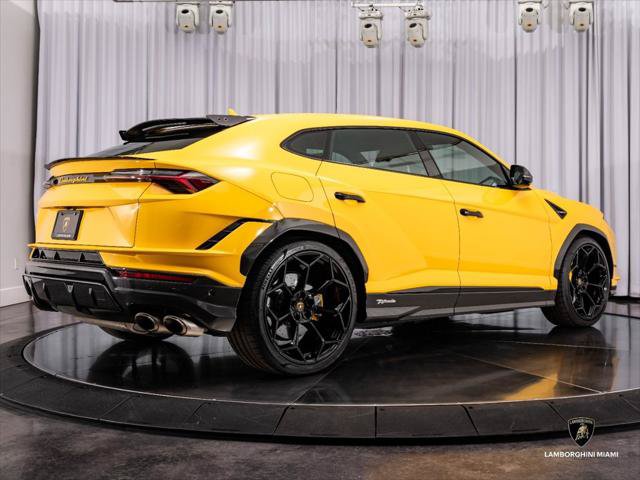 Used 2024 Lamborghini Urus Performante AWD/4WD image 19