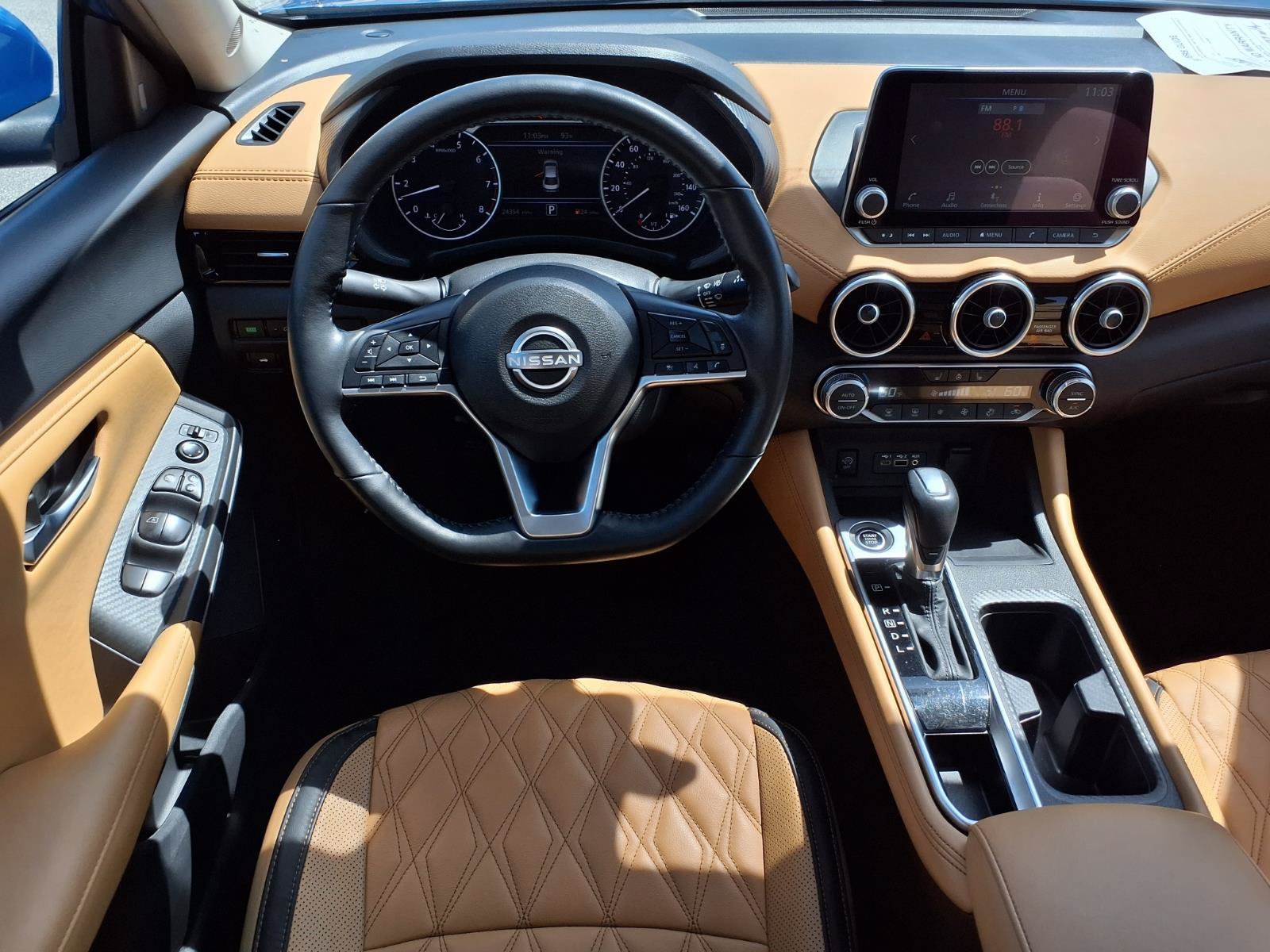 Used 2024 Nissan Sentra SV w/ SV Premium Package FWD image 2