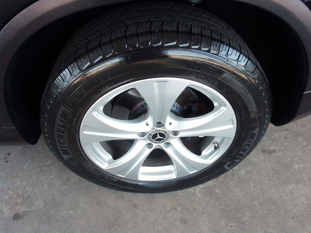 Used 2016 Mercedes-Benz GLC 300 w/ Multimedia Package image 28