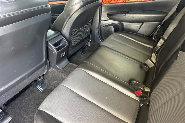 Used 2012 Subaru Outback 3.6R Limited w/ Moonroof Pkg AWD/4WD image 12