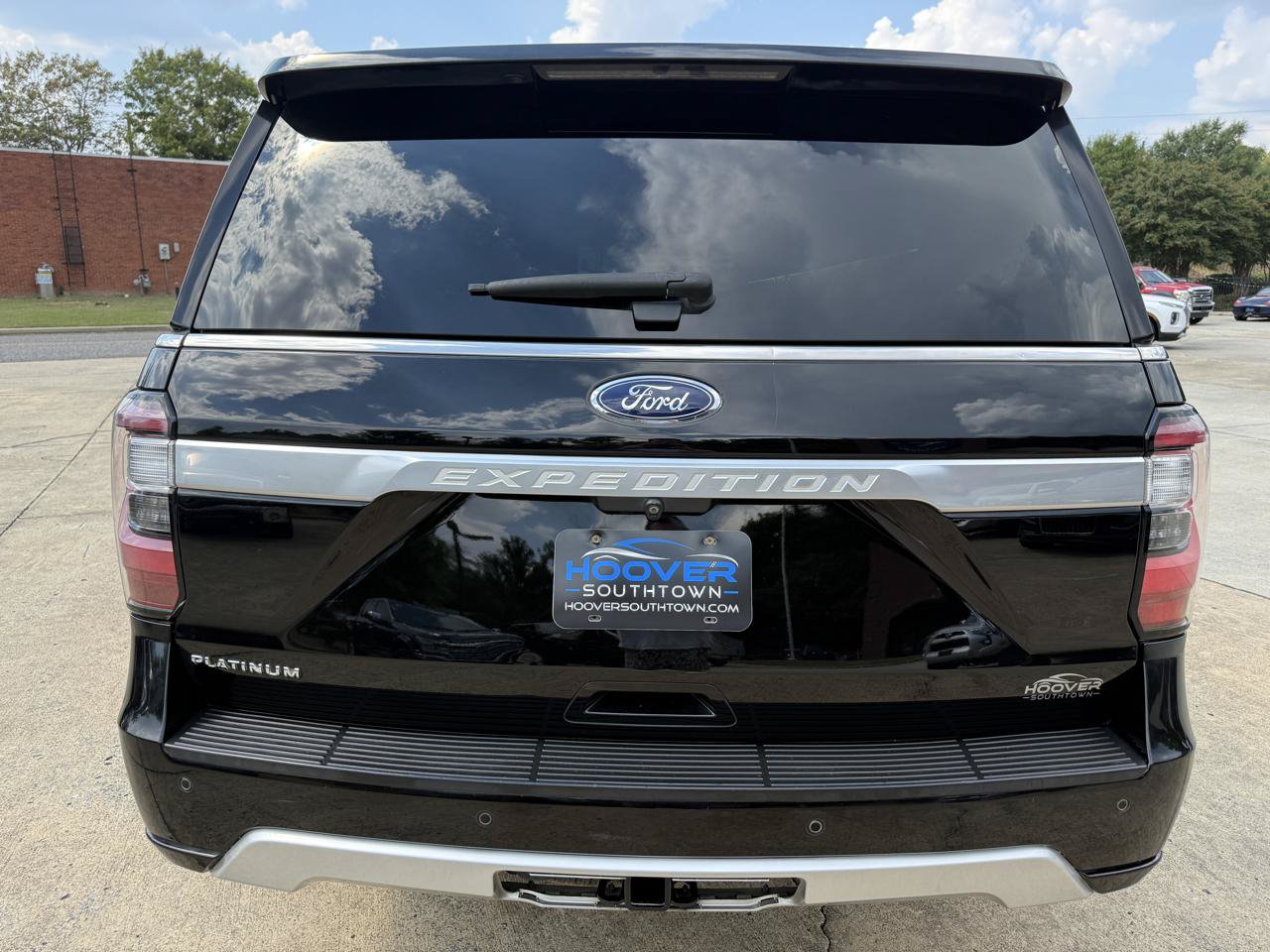 Used 2018 Ford Expedition Platinum AWD/4WD image 7