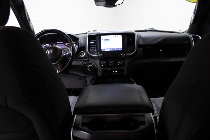 Used 2022 RAM 1500 Big Horn image 30