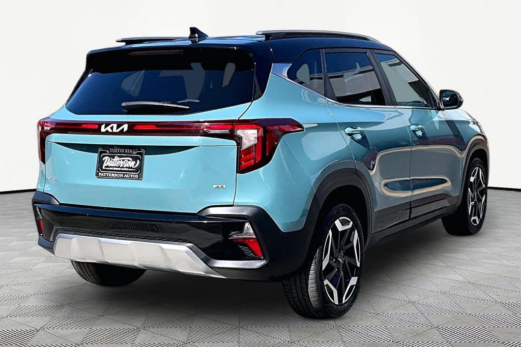 Used 2024 Kia Seltos SX AWD/4WD image 3