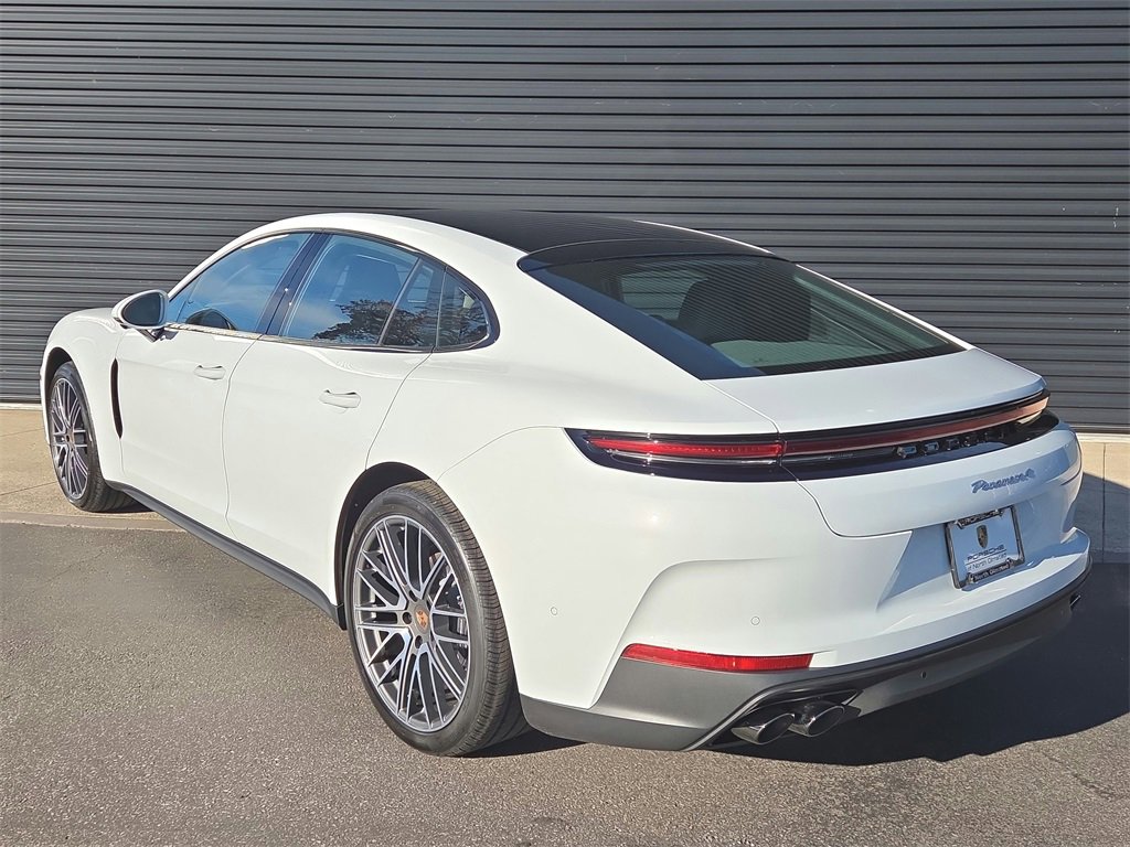 New 2026 Porsche Panamera 4 image 3
