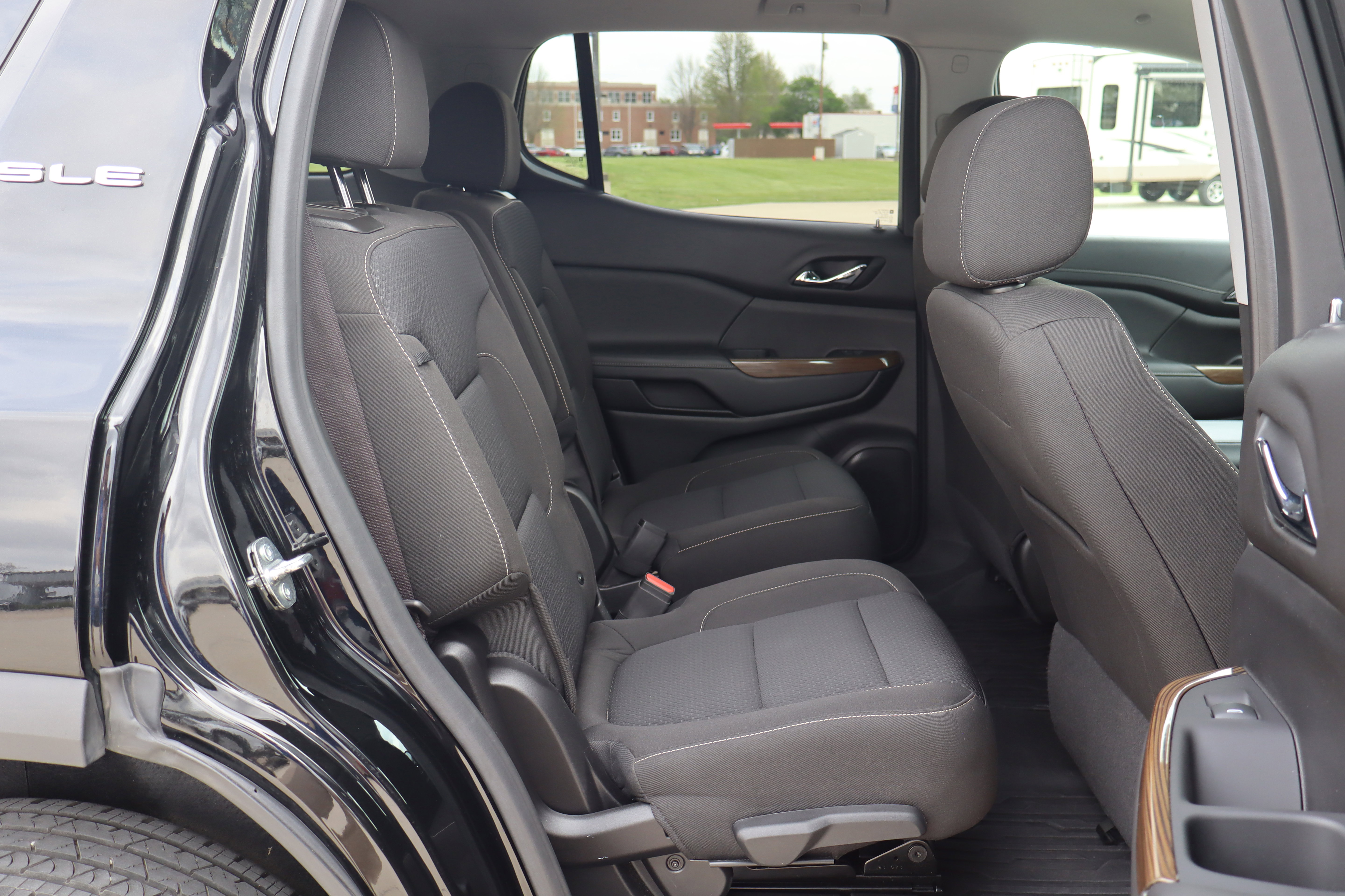 Used 2023 GMC Acadia SLE w/ Driver Convenience Package AWD/4WD image 14