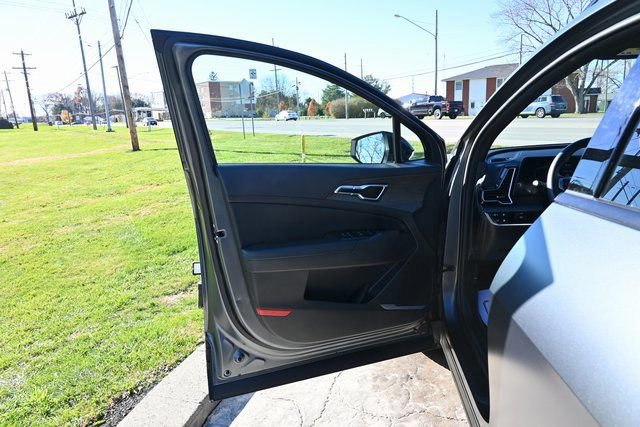 Used 2023 Kia Sportage X-Line image 25