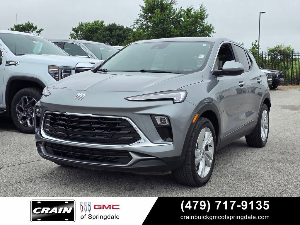 Used 2025 Buick Encore GX Preferred FWD image 3