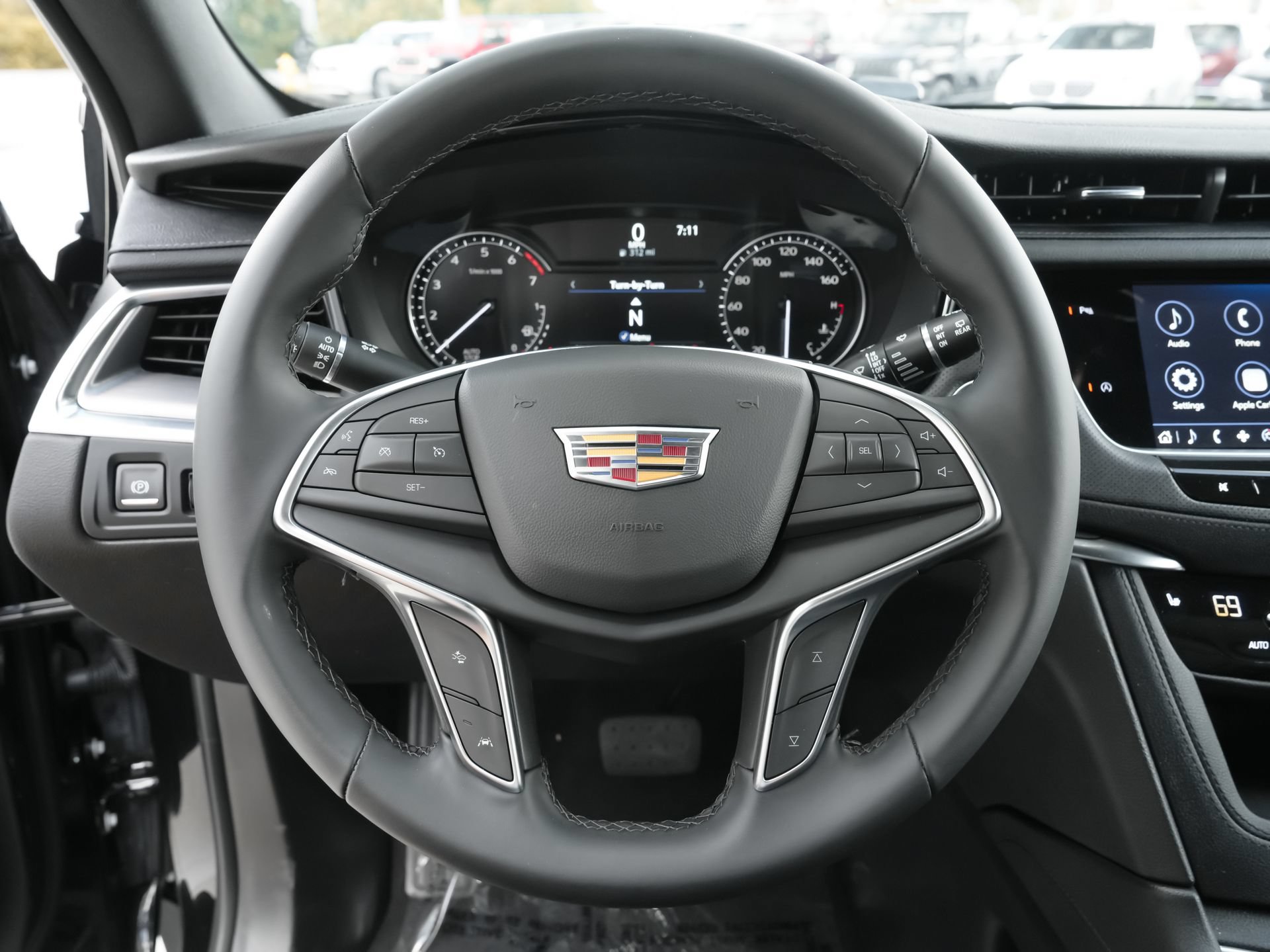 Used 2025 Cadillac XT5 Luxury FWD image 10