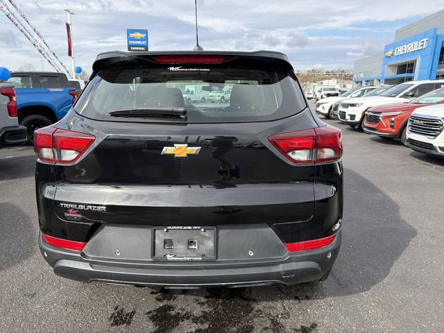 Used 2022 Chevrolet TrailBlazer LS image 4