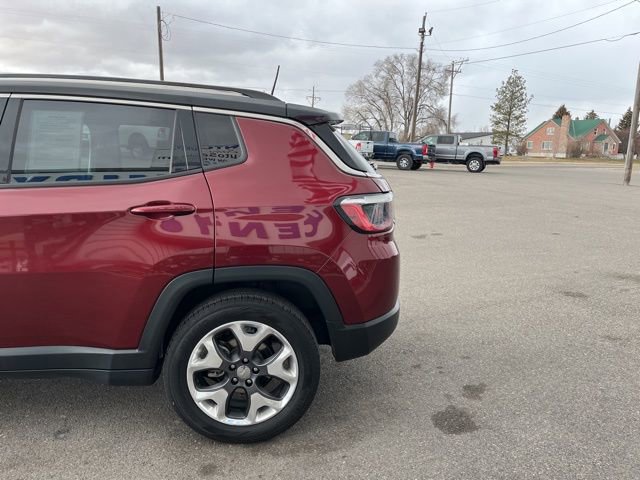 Used 2021 Jeep Compass Limited w/ Sun and Sound Group AWD/4WD image 11
