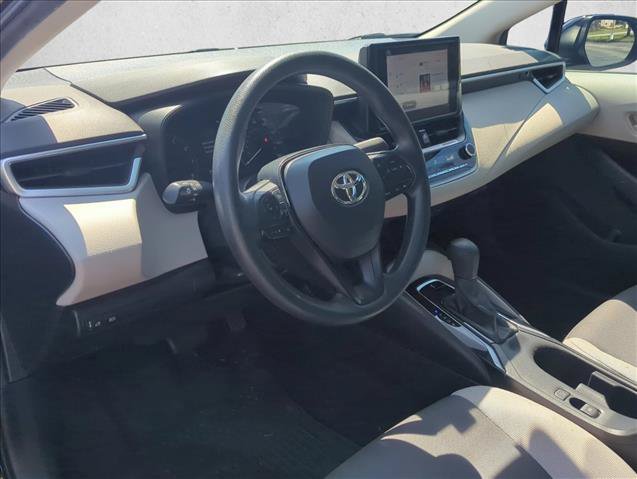 Used 2024 Toyota Corolla LE w/ LE Convenience Package FWD image 9