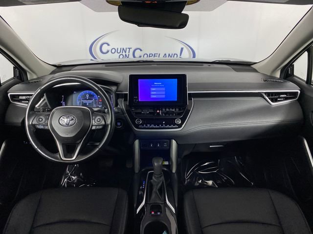 Certified 2023 Toyota Corolla Cross XLE w/ Convenience Package AWD/4WD image 12