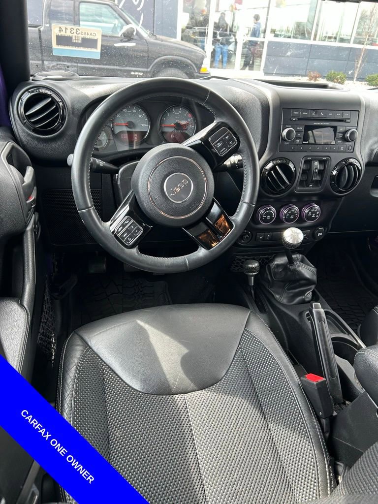 Used 2016 Jeep Wrangler Unlimited Sahara image 5