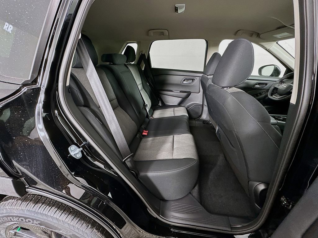 New 2026 Nissan Rogue SV image 34