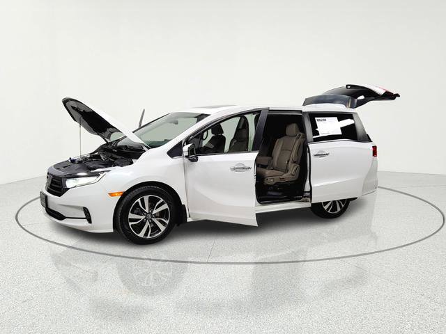 Used 2023 Honda Odyssey Touring image 14