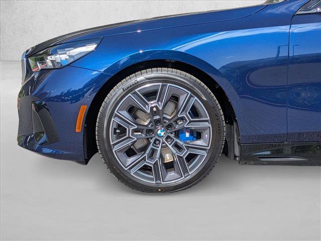 Used 2026 BMW i5 eDrive40 AWD/4WD image 10