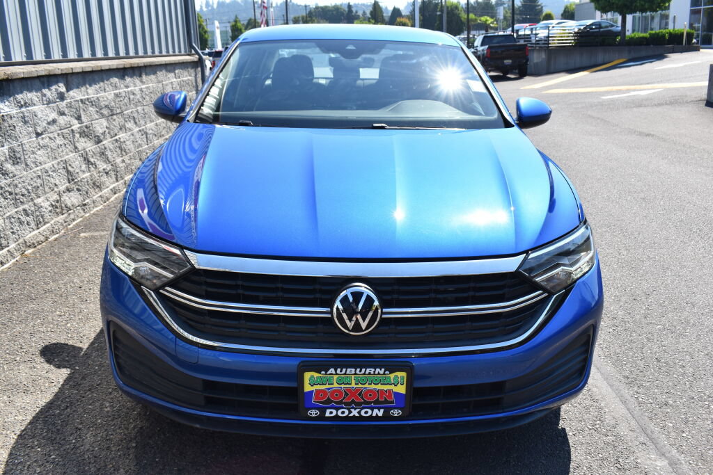 Used 2024 Volkswagen Jetta S FWD image 2