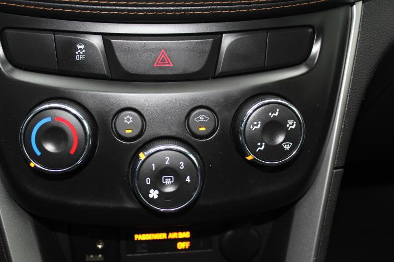 Used 2022 Chevrolet Trax LS w/ Tint and Cruise Package FWD image 26