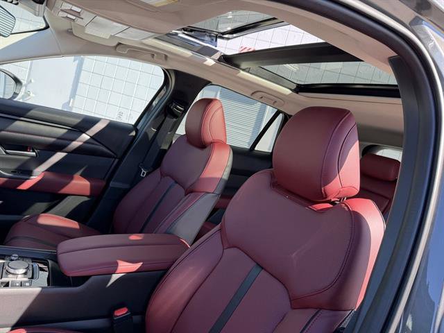New 2026 MAZDA CX-50 AWD 2.5 Hybrid w/ Cargo Package image 18