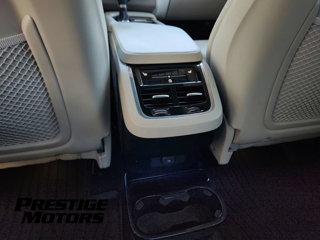 Used 2022 Volvo XC90 T6 Inscription w/ Advanced Package AWD/4WD image 28