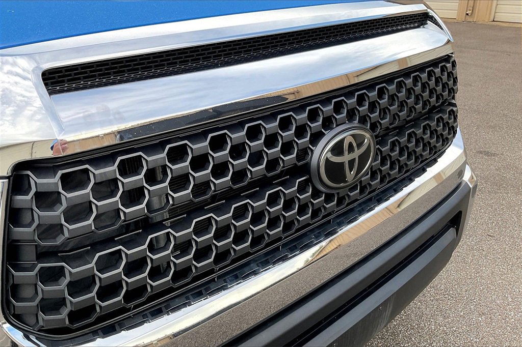 Used 2021 Toyota Tundra SR5 w/ SR5 Leather Package image 30