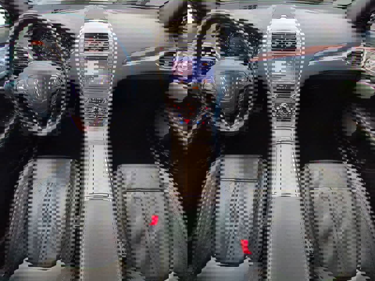 Used 2020 Lincoln MKZ Reserve w/ Luxury Package image 15