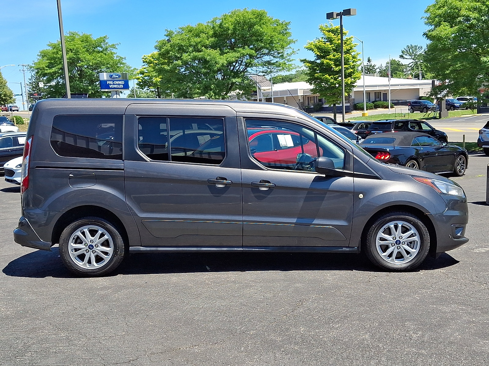 Used 2021 Ford Transit Connect XLT FWD image 7