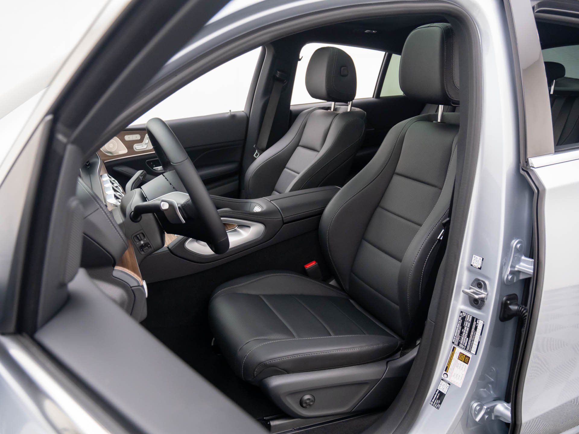 New 2026 Mercedes-Benz GLE 450 4MATIC Coupe image 14