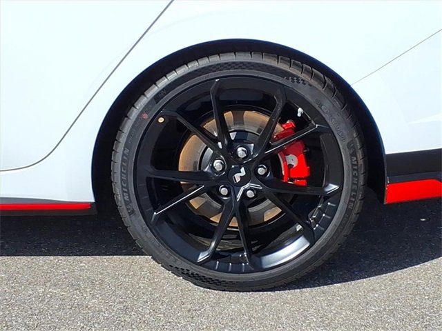 New 2025 Hyundai Elantra N image 6